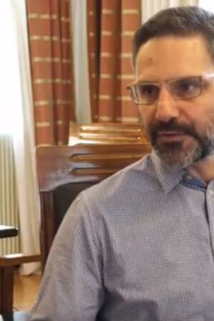 kozan.gr: ΌΛΗ η ενδιαφέρουσα συνέντευξη του δημάρχου Κοζάνης, που ήδη προκαλεί μεγάλη συζήτηση κι ανακοινώσεις από συνυποψηφίους του – Τι είπε για την οικονομική κατάσταση του δήμου Κοζάνης, για τη μετεγκατάσταση της Ακρινής, τη στάση του απέναντι στην ΔΕΗ, το ΣΒΑΚ κι άλλα θέματα (Βίντεο 50′)