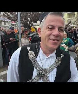 kozan.gr: Δείτε ΟΛΗ τη μεγάλη παρέλαση της Κοζανίτικης Αποκριάς (Βίντεο διάρκειας δύο ωρών)