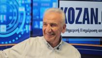 kozan.gr: Γιάννης Πλόσκας – Ο άνθρωπος που κάνει την Κοζάνη να γελάει – Τα παιδικά χρόνια, το κασμέρι, η Αποκριά κι όμορφες ιστορίες της παλιάς Κοζάνης …κι όχι μόνο (Βίντεο)